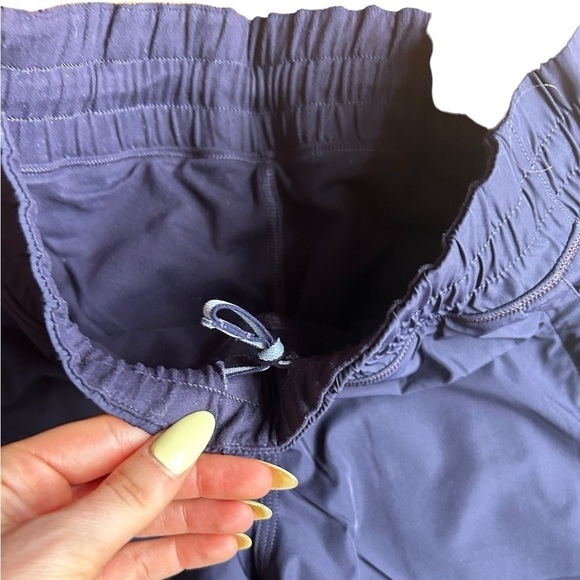 Lululemon Run: Dog Runner Pant Rulu Stretch Glyde W5721S Black Swan Size 4 - Picture 12 of 16